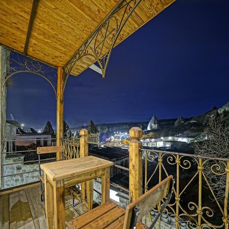 Naraca Cave House Bed & Breakfast เกอเรเม ภายนอก รูปภาพ