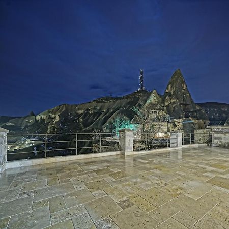 Naraca Cave House Bed & Breakfast เกอเรเม ภายนอก รูปภาพ